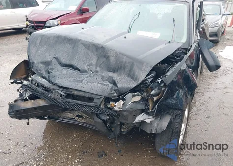 2010 Ford Focus Se из США, поврежденный, VIN 1FAHP3CN4AW108553